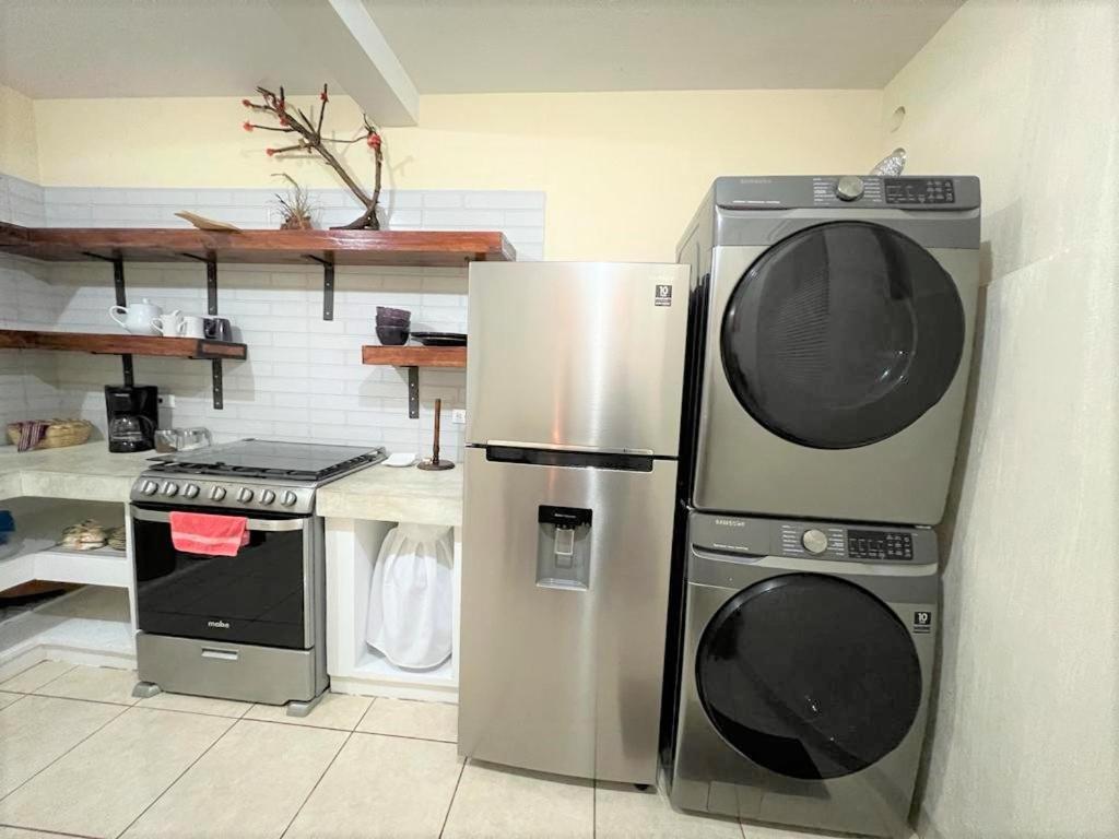 Comfy. Full Internet, Kitchen, Washer And Dryer, Netflix Chimaltenango ภายนอก รูปภาพ